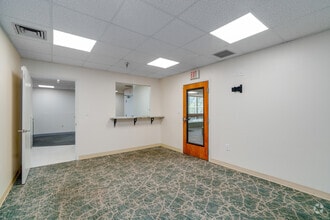 6388 Silver Star Rd, Orlando, FL for lease Interior Photo- Image 2 of 6