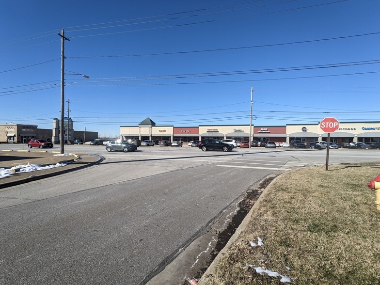 7530 Mentor Ave, Mentor, OH for sale - Aerial - Image 2 of 5