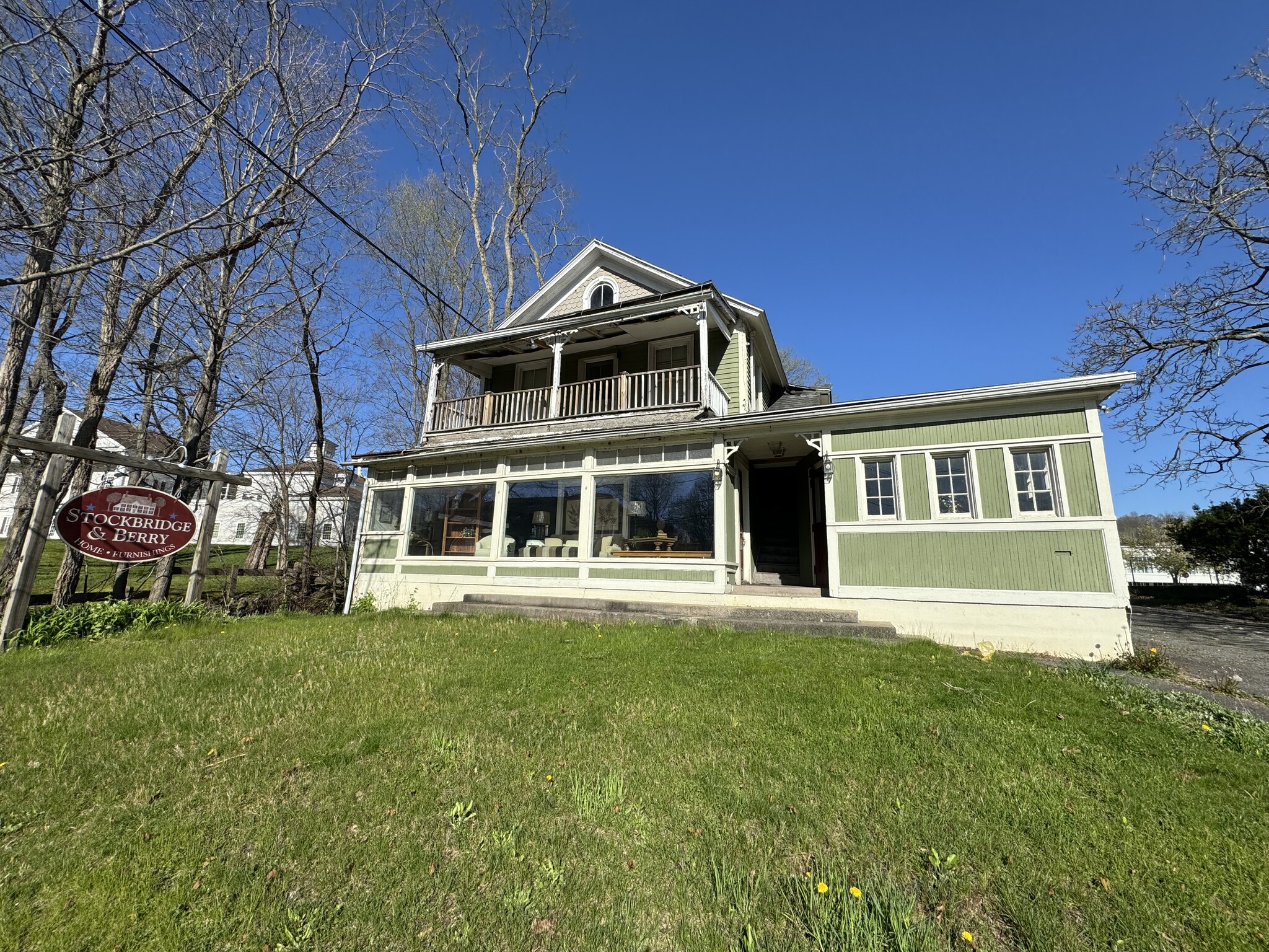 142 Main St N, Southbury, CT for sale Building Photo- Image 1 of 8