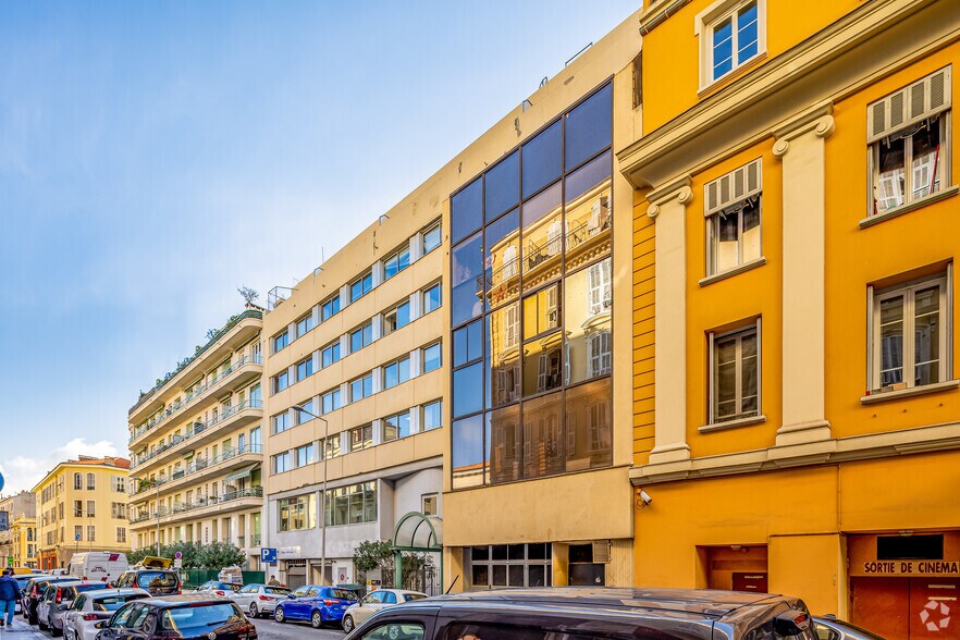 31 Rue De Paris, Nice for lease - Building Photo - Image 2 of 36