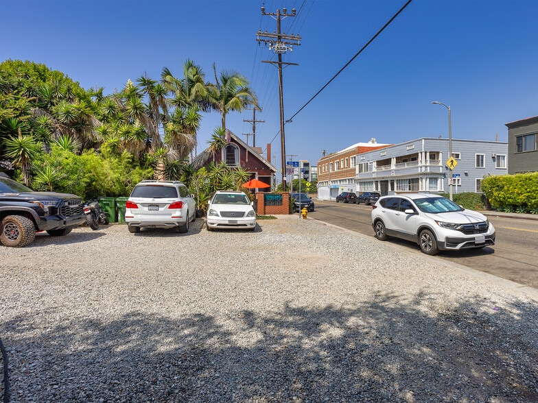 42 19th ave, Venice, CA for sale - Building Photo - Image 3 of 18