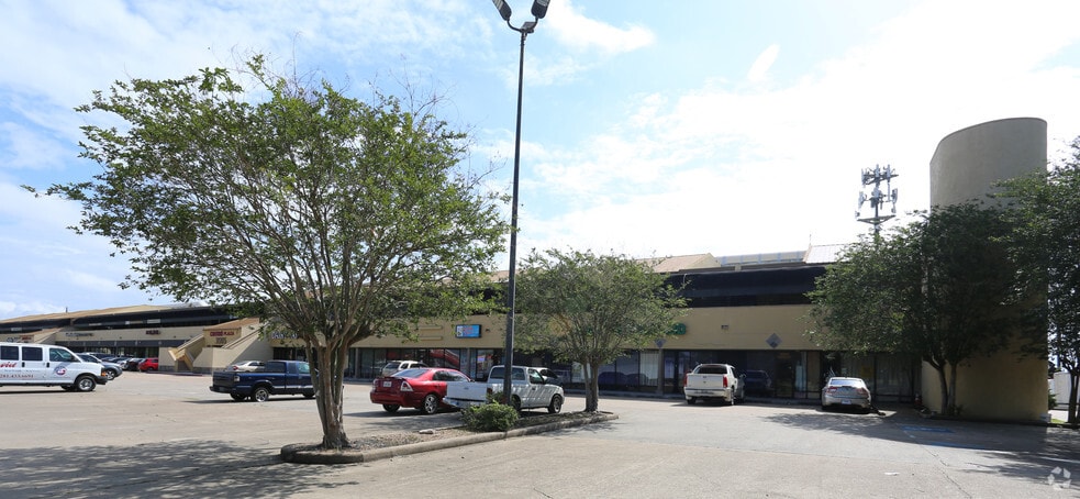 3505 Dairy Ashford Rd, Houston, TX for lease - Building Photo - Image 2 of 3