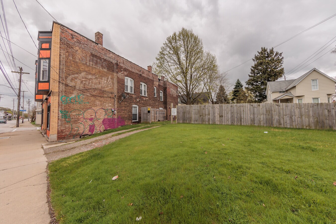 9701 Denison Ave, Cleveland, OH 44102