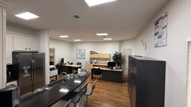 15102 Jones Maltsberger Rd, San Antonio, TX for lease Interior Photo- Image 2 of 9