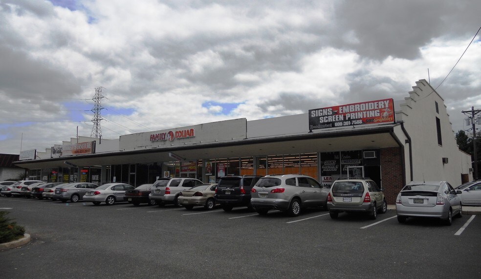 2103 Nottingham Way, Hamilton, NJ for sale - Building Photo - Image 1 of 1