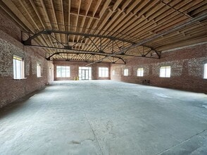 2205 3rd Ave S, Birmingham, AL for lease Interior Photo- Image 2 of 4