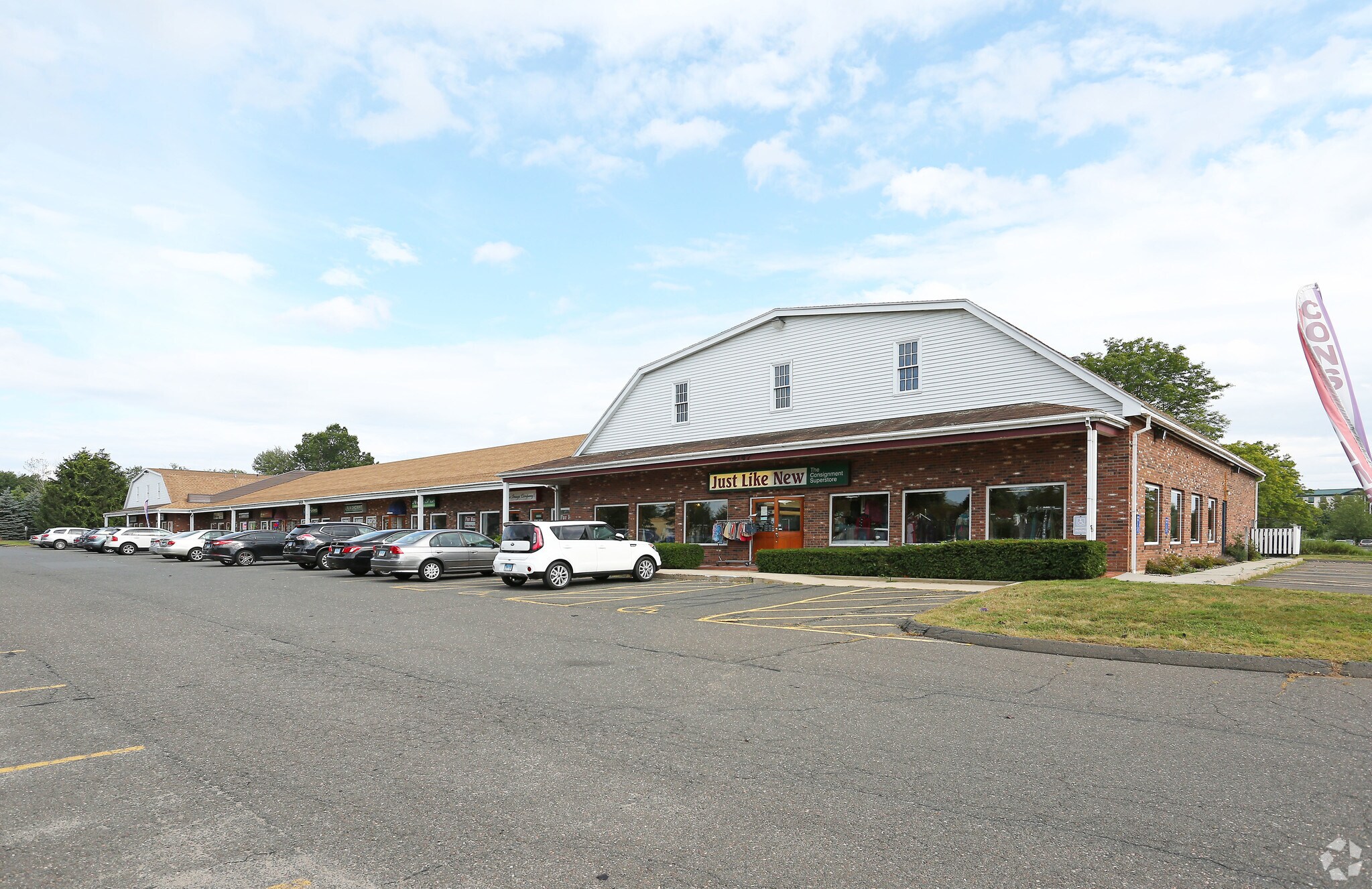 3039 Main St, Glastonbury, CT 06033 Putnam Bridge Plaza