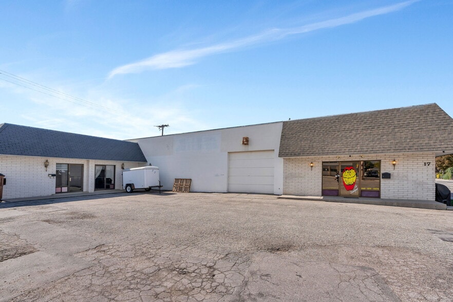 17 W Sunset Ave, Salt Lake City, UT for sale - Building Photo - Image 1 of 37