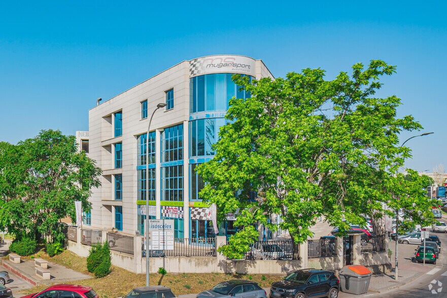 Avenida de la Industria, 9, Alcobendas, Madrid for lease - Building Photo - Image 2 of 20