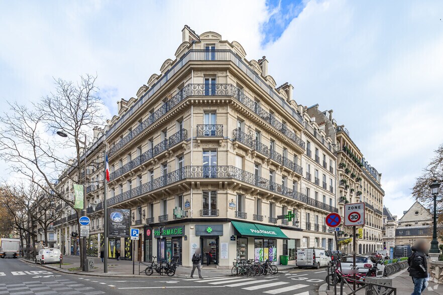 100 Boulevard De Sébastopol, Paris for lease - Primary Photo - Image 1 of 5