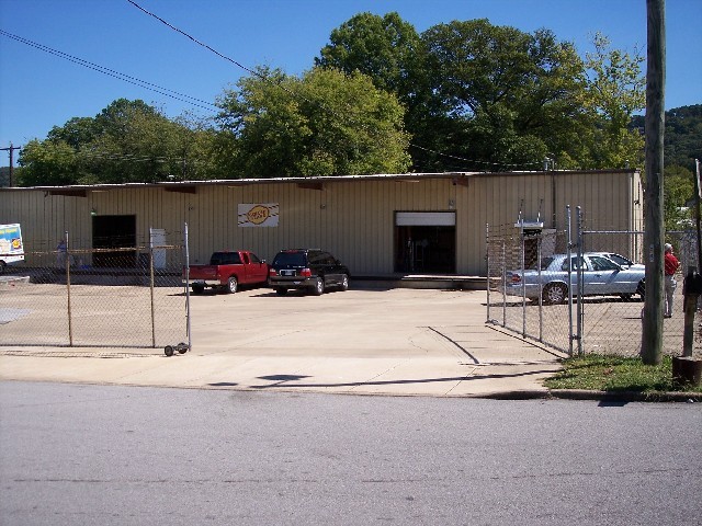 2100 S Lyerly St, Chattanooga, TN for lease - Building Photo - Image 2 of 4