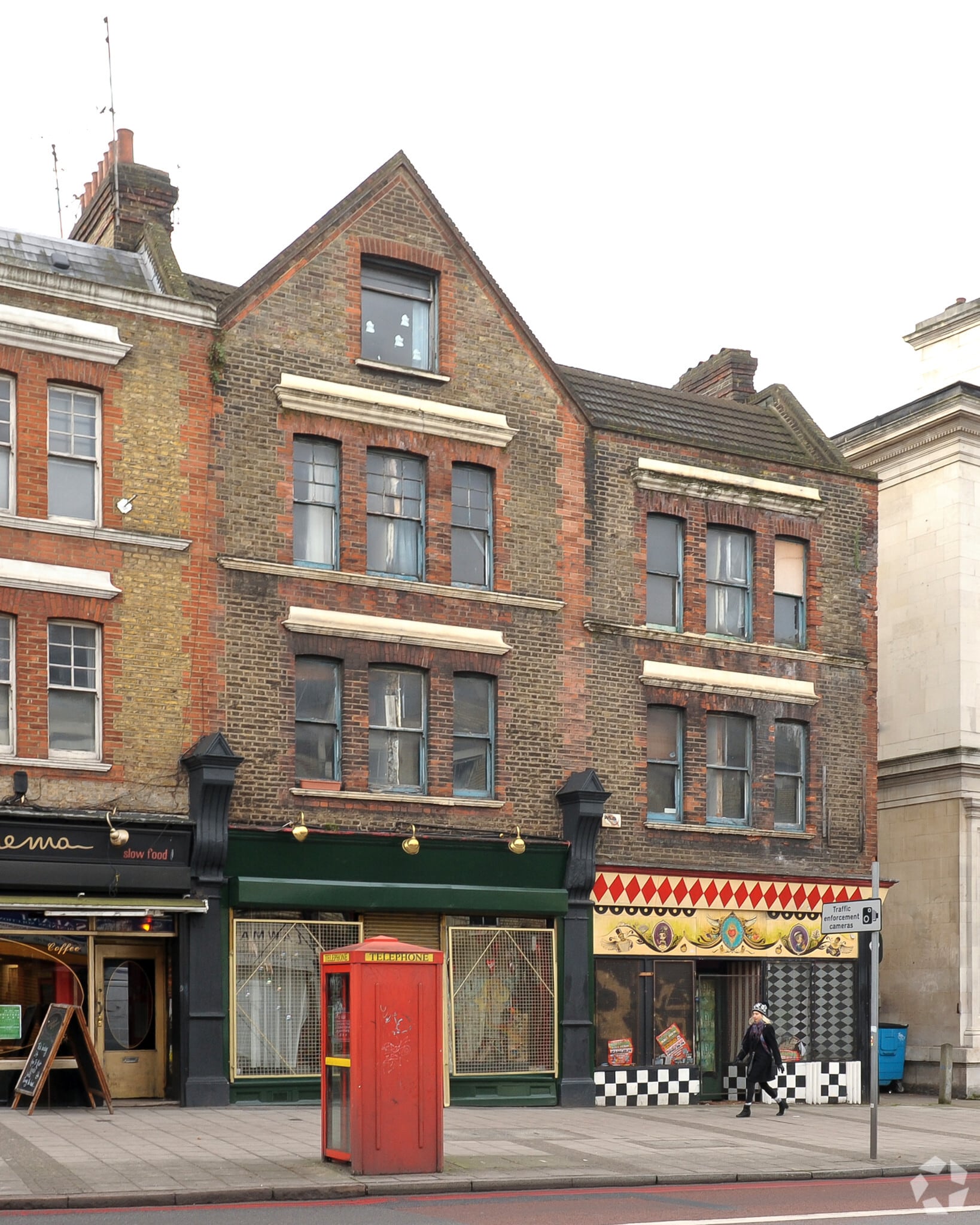 302-304 New Cross Rd, London for sale Primary Photo- Image 1 of 5