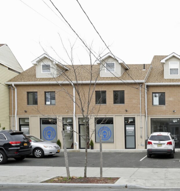 53 Broad St, Staten Island, NY for lease Building Photo- Image 1 of 10
