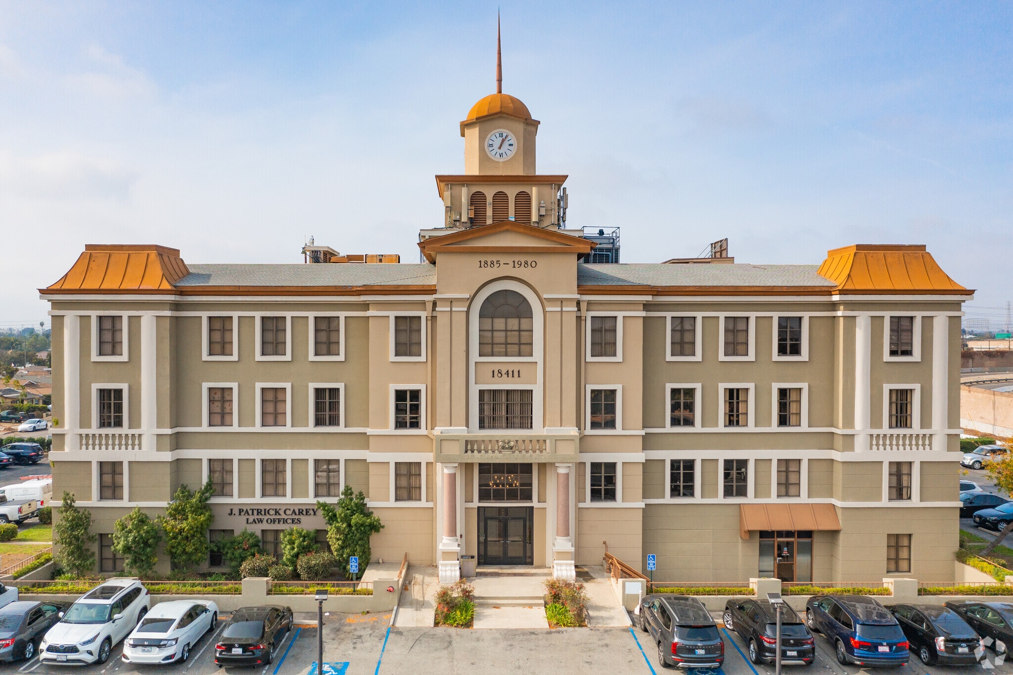 18411 Crenshaw Blvd, Torrance, CA 90504 Iowa Courthouse Bldg