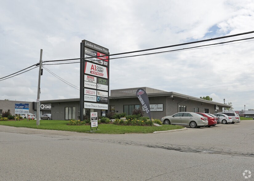 1106-1112 Dearness Dr, London, ON for sale - Primary Photo - Image 1 of 1