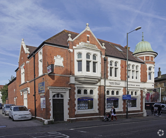 1-3 Brighton Rd, Crawley for lease - Primary Photo - Image 1 of 2