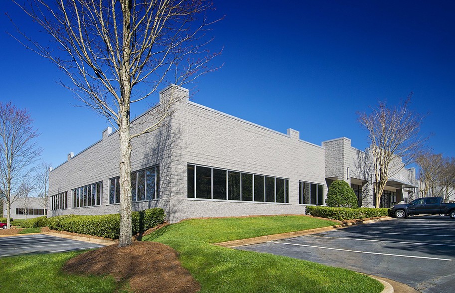 1750 Founders Pky, Alpharetta, GA for lease - Building Photo - Image 3 of 12