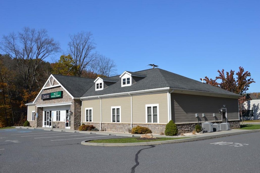 870 Gordon Nagle Trl, Pottsville, PA for sale - Building Photo - Image 3 of 11