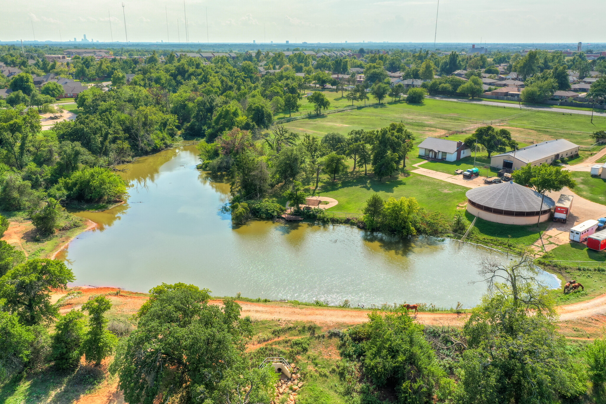 3900 S Bryant Ave, Edmond, OK 73013 - Hallmark Farms | LoopNet