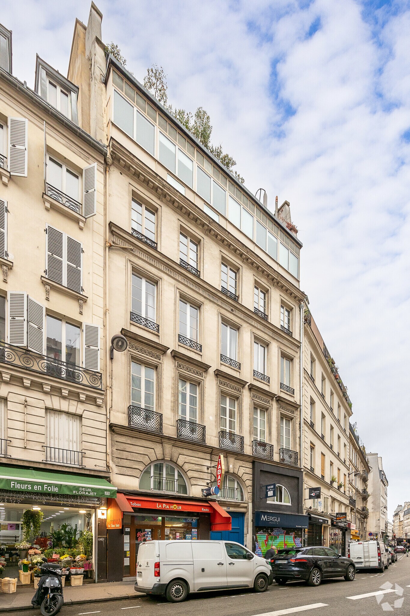 Office in Paris for lease Primary Photo- Image 1 of 3