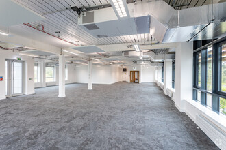 Upper Richardson, Clyst Honiton for lease Interior Photo- Image 2 of 4