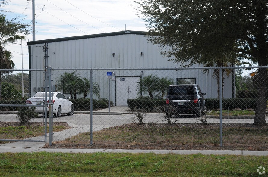 6604 Simmons Loop, Riverview, FL 33578