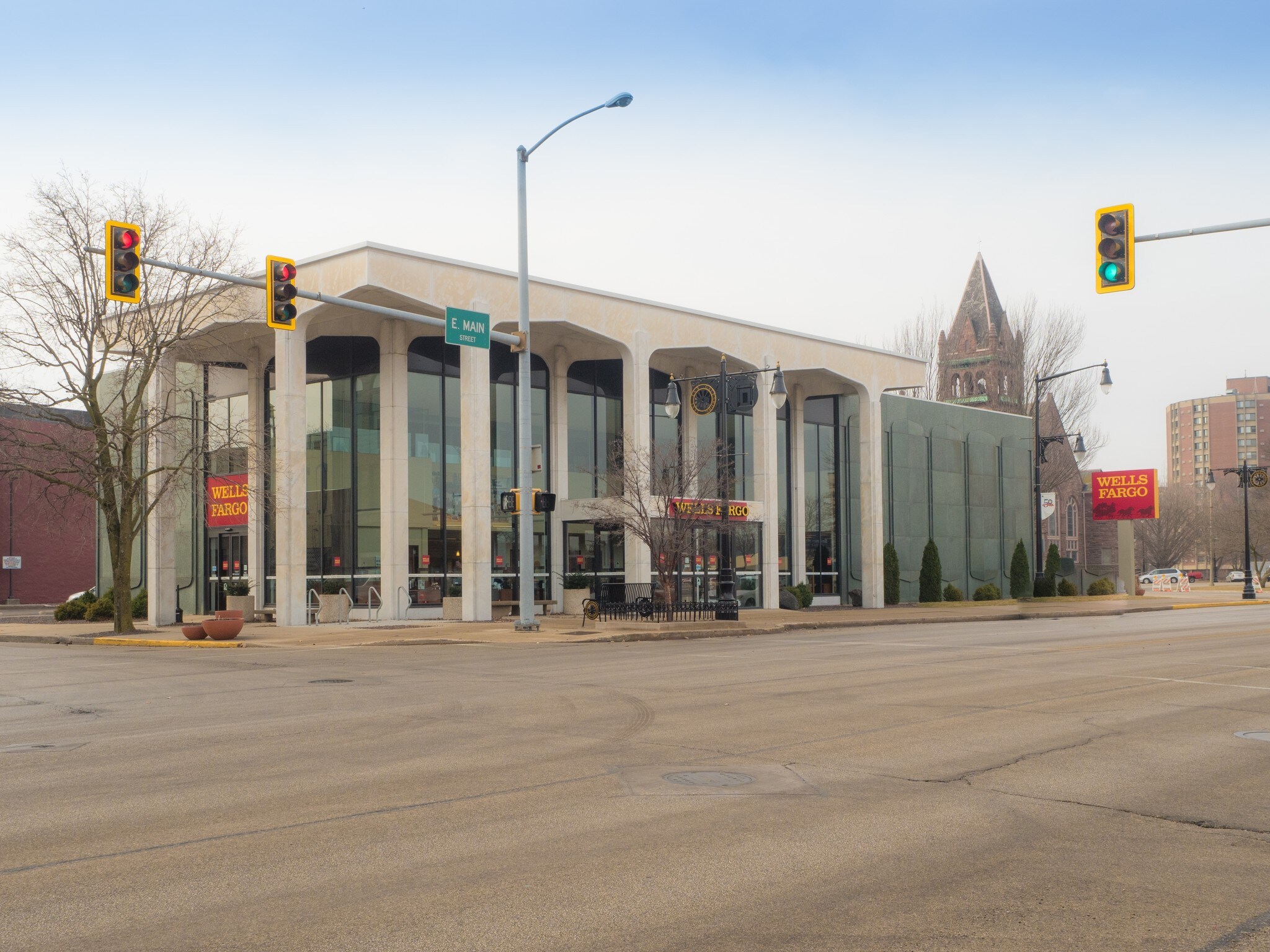 50 E Main St, Galesburg, IL for sale Primary Photo- Image 1 of 1