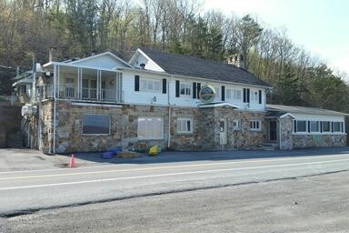 3299 Cacapon Rd, Berkeley Springs, WV for sale Primary Photo- Image 1 of 1