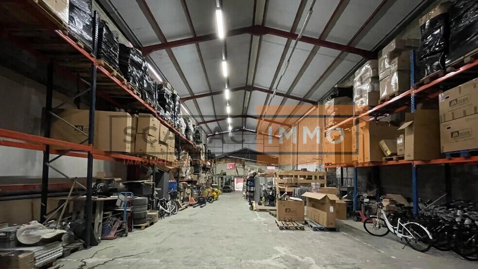 Office in Bagnolet for lease - Interior Photo - Image 2 of 4