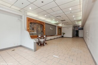 277-297 S Weber Rd, Romeoville, IL for lease Building Photo- Image 2 of 12