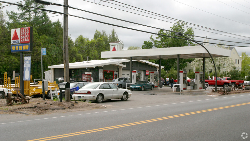 1097 Farmington Ave, Farmington, CT for sale - Primary Photo - Image 1 of 1