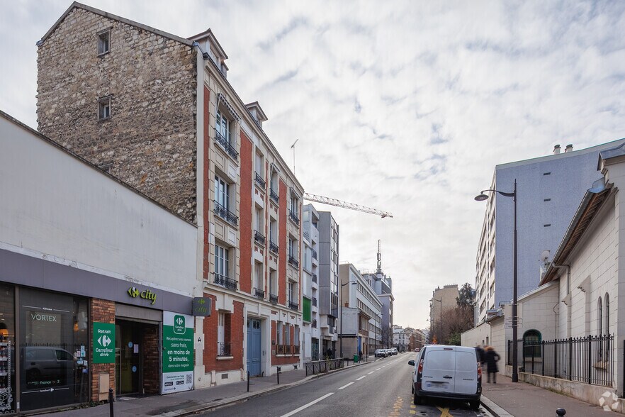 Office in Paris for lease - Building Photo - Image 3 of 3