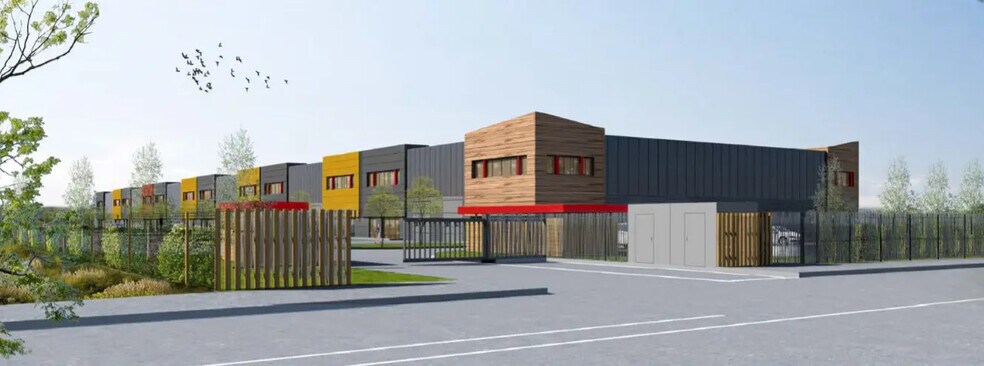 Industrial in Louvres for lease - Building Photo - Image 2 of 21