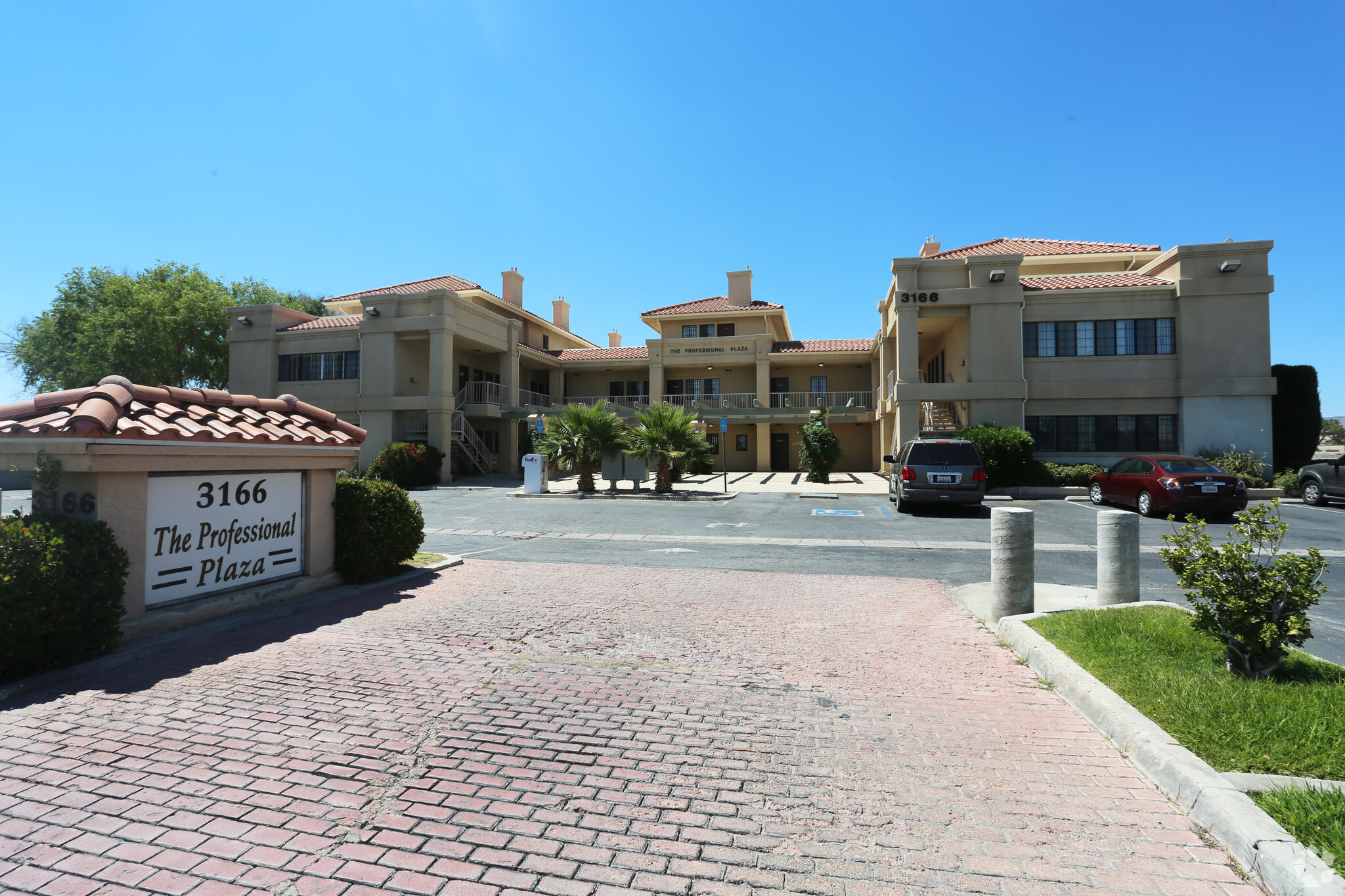 3166 E Palmdale Blvd, Palmdale, CA for sale Building Photo- Image 1 of 1