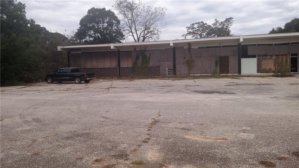 19355 N Mobile St, Citronelle, AL 36522