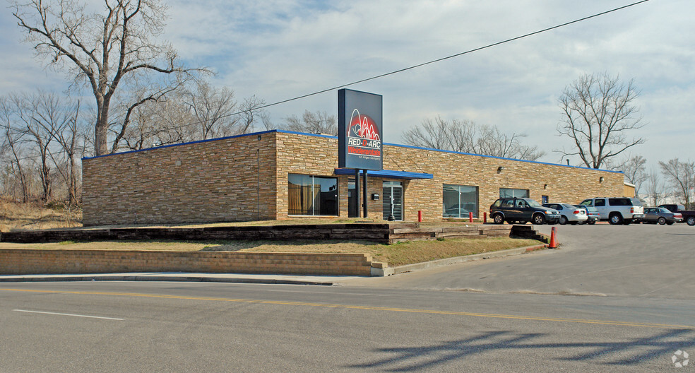 61 N Peoria Ave, Tulsa, OK for lease - Primary Photo - Image 1 of 2