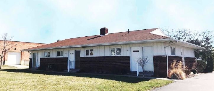 2440 S Detroit Ave, Maumee, OH for sale - Building Photo - Image 1 of 1