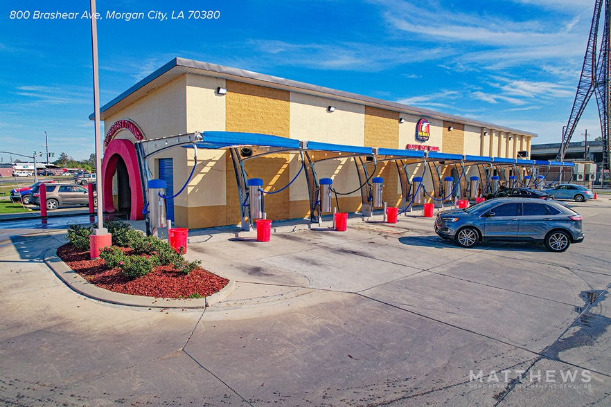 Mr. Bees Car Wash portfolio of 4 properties for sale on LoopNet.com - Building Photo - Image 1 of 8