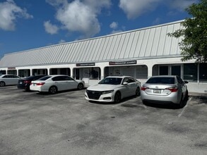 1900-2261 NW 29th St, Oakland Park, FL for lease Building Photo- Image 1 of 2