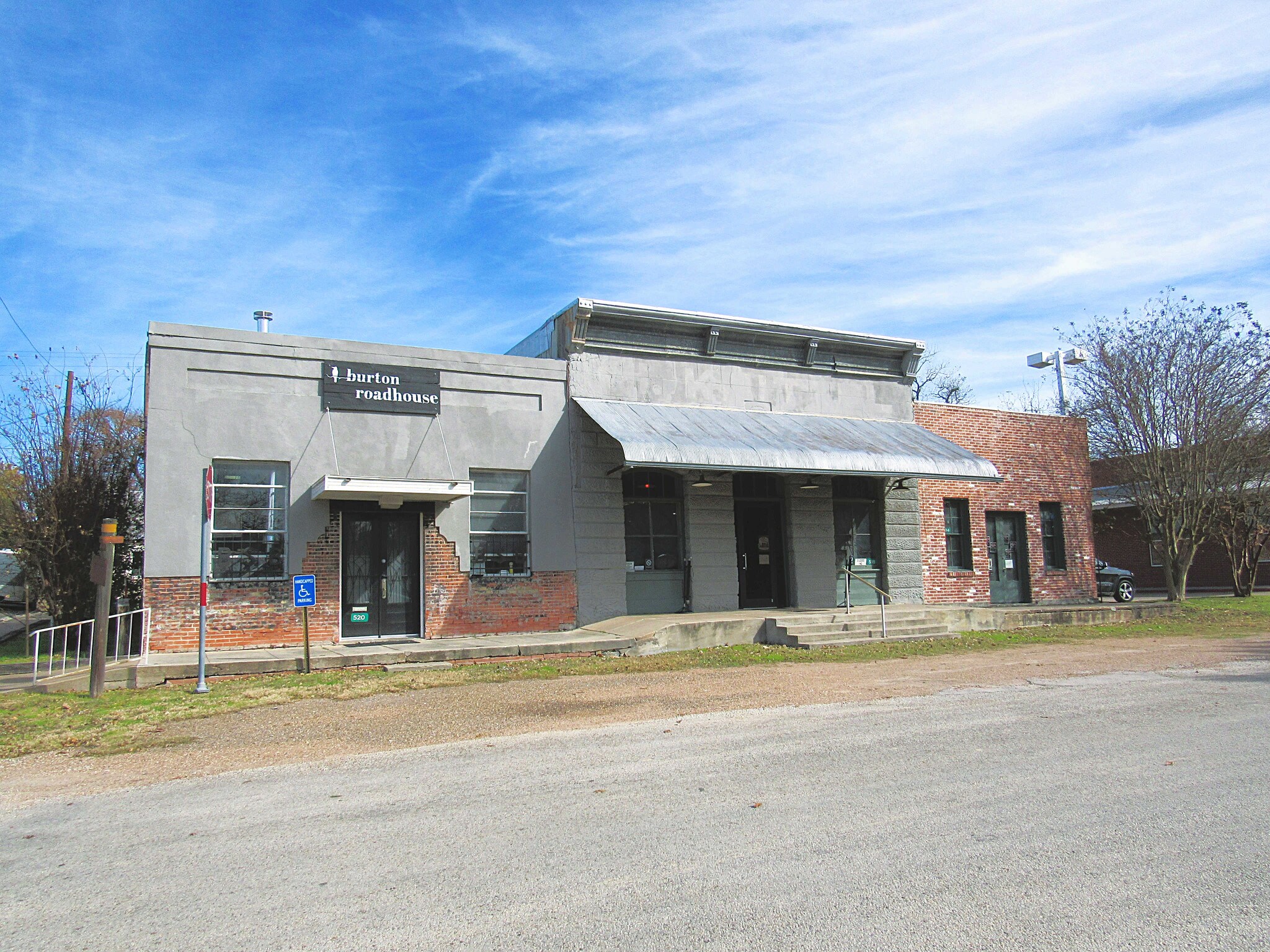 514-520 N Railroad St, Burton, TX for sale Building Photo- Image 1 of 1