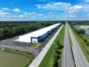 Veterans Parkway, Savannah, GA for lease Building Photo- Image 2 of 10