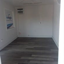 750 E Sample Rd, Pompano Beach, FL for lease Interior Photo- Image 1 of 3