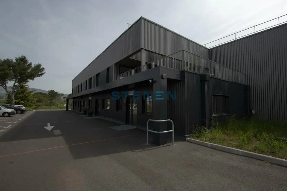 Office in Rousset for lease Building Photo- Image 1 of 9