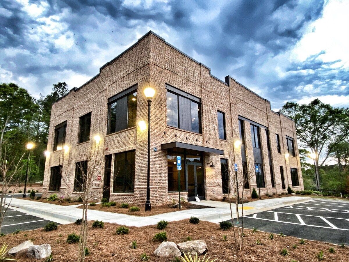 160 Whitney St, Fayetteville, GA 30214