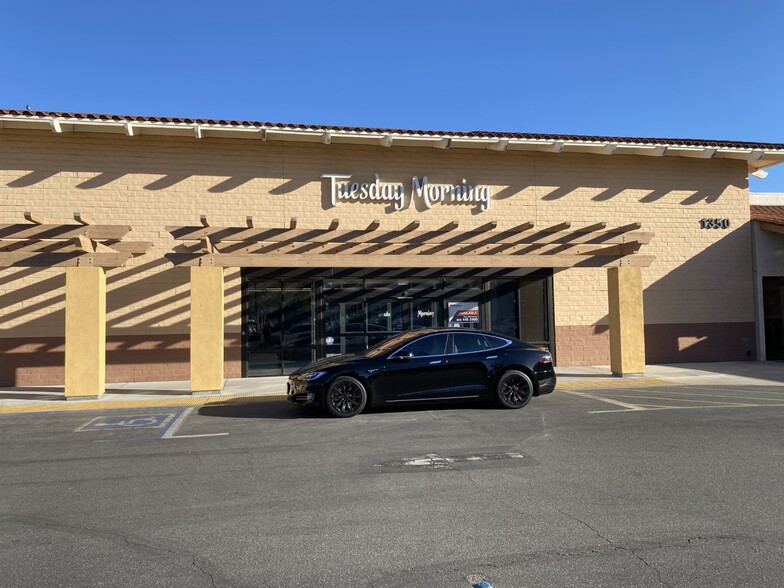 1300-1530 N Moorpark Rd, Thousand Oaks, CA for lease - Building Photo - Image 2 of 11