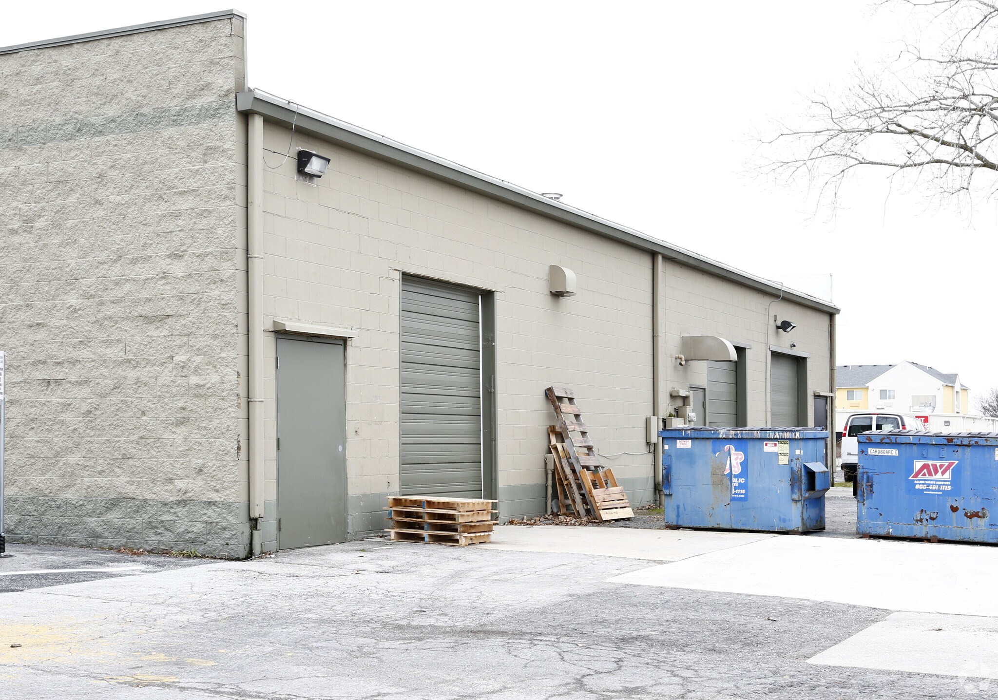 2028-2036 Tiffin Ave, Findlay, OH for sale Building Photo- Image 1 of 1