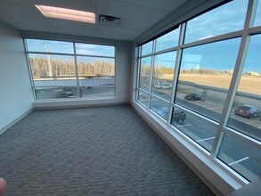 11600 Broadway Extension, Oklahoma City, OK for lease Interior Photo- Image 2 of 11