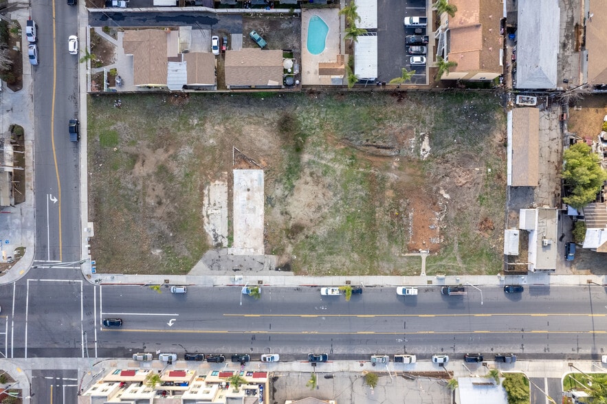 1405 S Escondido Blvd, Escondido, CA for sale - Building Photo - Image 2 of 4