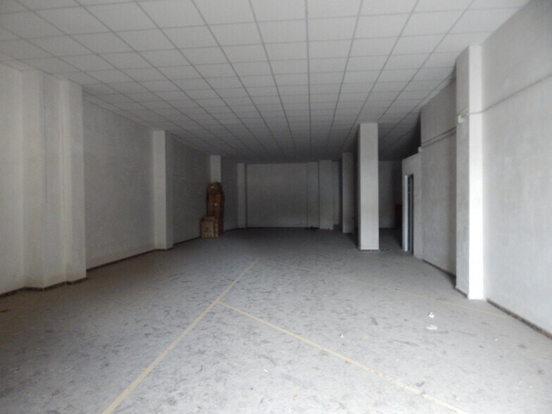 Retail in Ontinyent for lease - Building Photo - Image 1 of 3