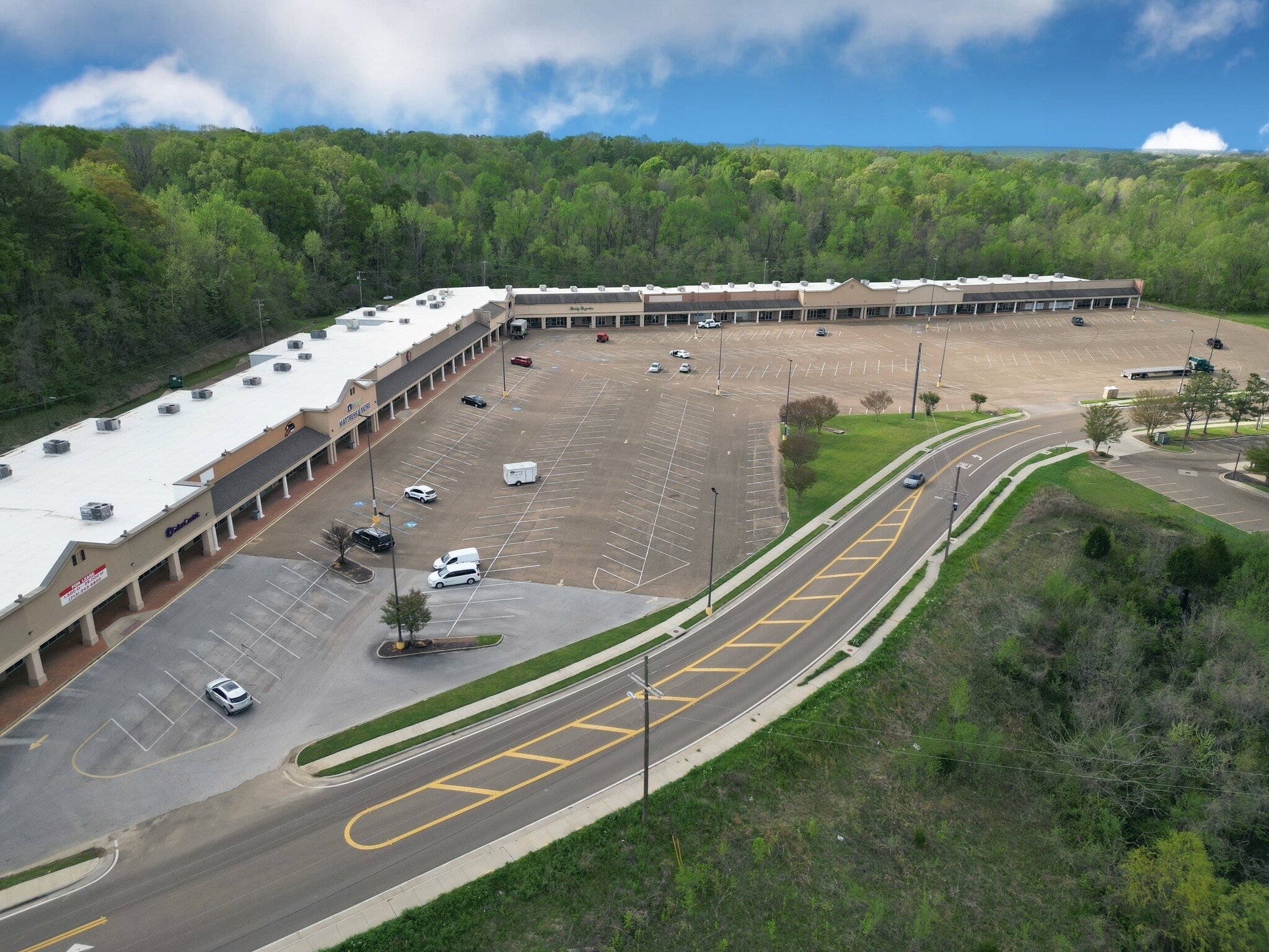 4000 S Frontage Rd, Vicksburg, MS for lease Building Photo- Image 1 of 40